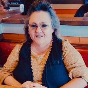 Meet your Posher, Lisa